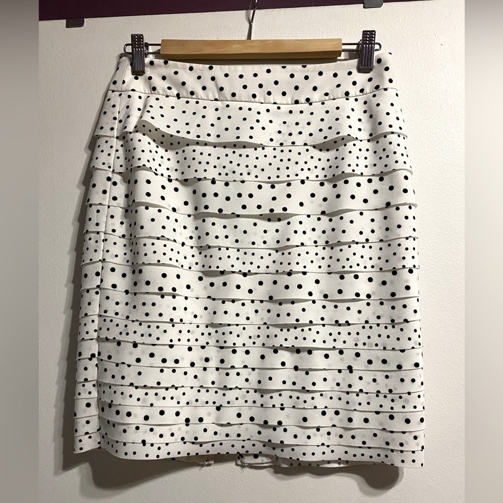 White House Black Market pencil skirt size 0